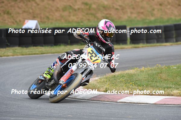 http://v2.adecom-photo.com/images//8.MOTO/2023/10_SUPERMOTARD_LOHEAC_2023/S3/STOJANOVIC_Adam/41A_6110.JPG