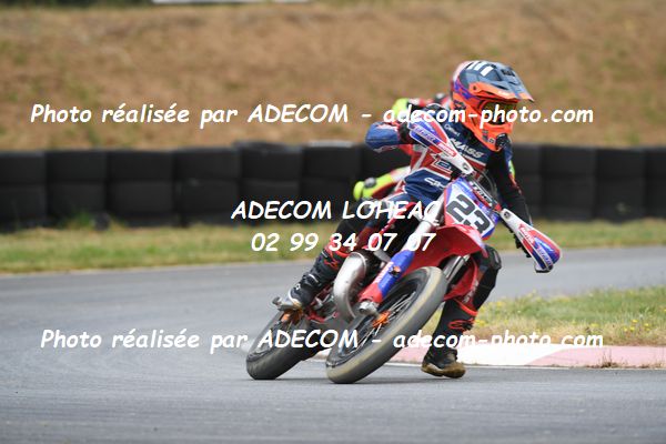 http://v2.adecom-photo.com/images//8.MOTO/2023/10_SUPERMOTARD_LOHEAC_2023/S4_65CC/BAFFELEUF_Louis/41A_6013.JPG