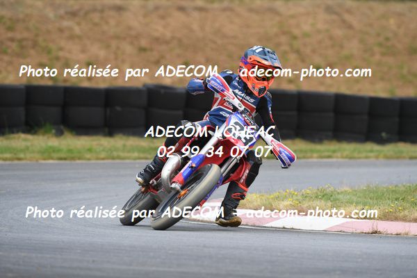 http://v2.adecom-photo.com/images//8.MOTO/2023/10_SUPERMOTARD_LOHEAC_2023/S4_65CC/BAFFELEUF_Louis/41A_6031.JPG