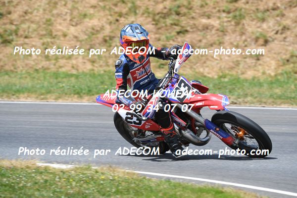 http://v2.adecom-photo.com/images//8.MOTO/2023/10_SUPERMOTARD_LOHEAC_2023/S4_65CC/BAFFELEUF_Louis/41A_8387.JPG
