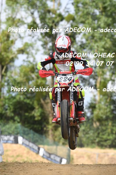 http://v2.adecom-photo.com/images//8.MOTO/2023/10_SUPERMOTARD_LOHEAC_2023/S4_65CC/BOSCH_Axel/41A_1596.JPG