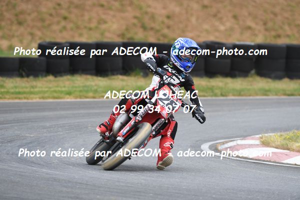 http://v2.adecom-photo.com/images//8.MOTO/2023/10_SUPERMOTARD_LOHEAC_2023/S4_65CC/CHIROT_Joshua/41A_5955.JPG