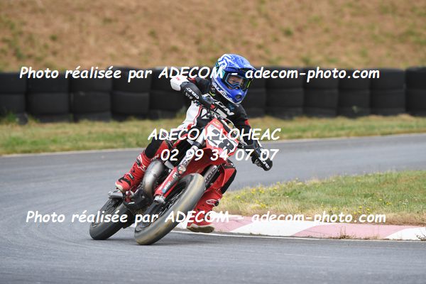 http://v2.adecom-photo.com/images//8.MOTO/2023/10_SUPERMOTARD_LOHEAC_2023/S4_65CC/CHIROT_Joshua/41A_6038.JPG