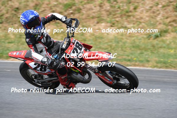 http://v2.adecom-photo.com/images//8.MOTO/2023/10_SUPERMOTARD_LOHEAC_2023/S4_65CC/CHIROT_Joshua/41A_8367.JPG