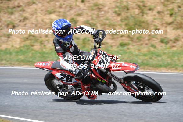 http://v2.adecom-photo.com/images//8.MOTO/2023/10_SUPERMOTARD_LOHEAC_2023/S4_65CC/CHIROT_Joshua/41A_8383.JPG