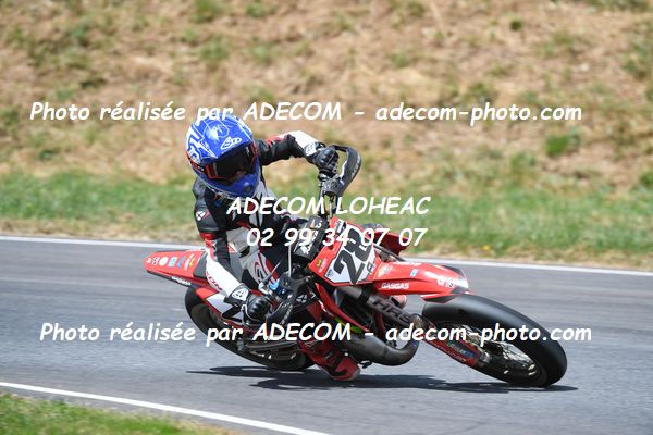 http://v2.adecom-photo.com/images//8.MOTO/2023/10_SUPERMOTARD_LOHEAC_2023/S4_65CC/CHIROT_Joshua/41A_8448.JPG