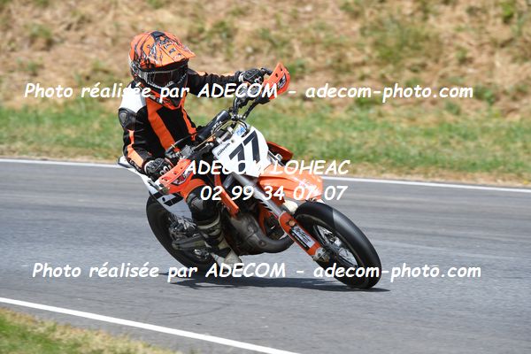 http://v2.adecom-photo.com/images//8.MOTO/2023/10_SUPERMOTARD_LOHEAC_2023/S4_65CC/DELBECQ_Nohan/41A_8378.JPG