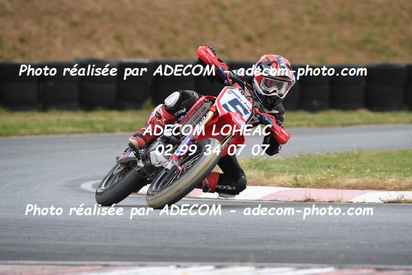 http://v2.adecom-photo.com/images//8.MOTO/2023/10_SUPERMOTARD_LOHEAC_2023/S4_65CC/DURAND_Valentin/41A_5986.JPG