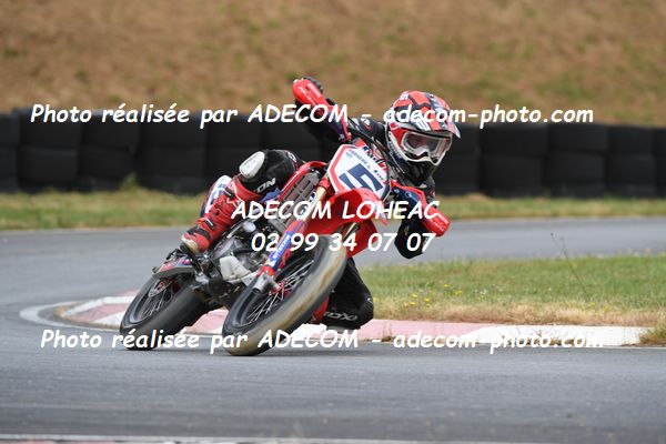 http://v2.adecom-photo.com/images//8.MOTO/2023/10_SUPERMOTARD_LOHEAC_2023/S4_65CC/DURAND_Valentin/41A_6029.JPG
