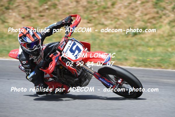 http://v2.adecom-photo.com/images//8.MOTO/2023/10_SUPERMOTARD_LOHEAC_2023/S4_65CC/DURAND_Valentin/41A_8394.JPG