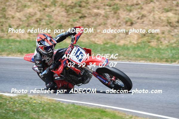 http://v2.adecom-photo.com/images//8.MOTO/2023/10_SUPERMOTARD_LOHEAC_2023/S4_65CC/DURAND_Valentin/41A_8432.JPG