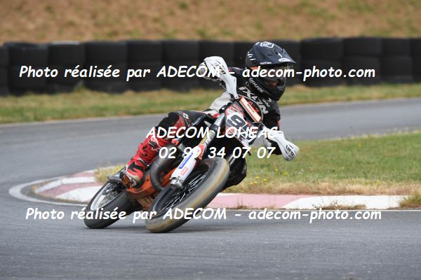 http://v2.adecom-photo.com/images//8.MOTO/2023/10_SUPERMOTARD_LOHEAC_2023/S4_65CC/PRECOP_Loris/41A_6042.JPG