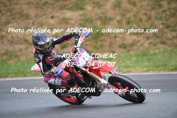 http://v2.adecom-photo.com/images//8.MOTO/2023/10_SUPERMOTARD_LOHEAC_2023/VETERAN_FEMININE/BAFFELEUF_Emma/41A_7480.JPG