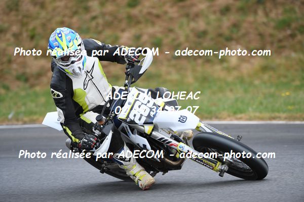 http://v2.adecom-photo.com/images//8.MOTO/2023/10_SUPERMOTARD_LOHEAC_2023/VETERAN_FEMININE/BELFIN_Cedric/41A_7482.JPG