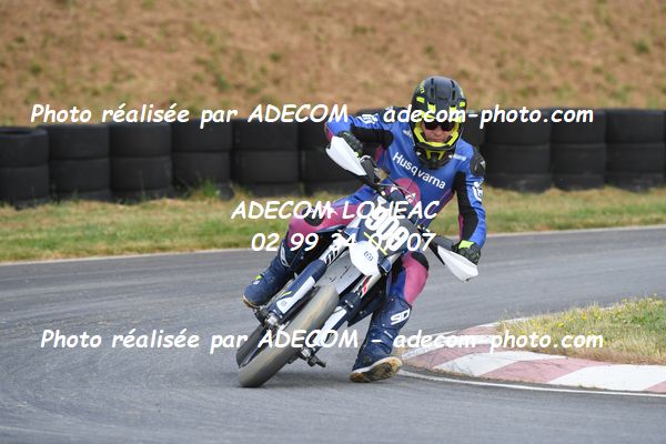 http://v2.adecom-photo.com/images//8.MOTO/2023/10_SUPERMOTARD_LOHEAC_2023/VETERAN_FEMININE/CHOQUET_Chris/41A_5819.JPG