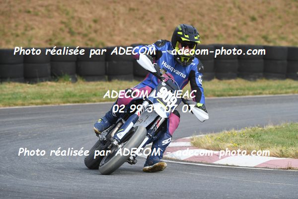 http://v2.adecom-photo.com/images//8.MOTO/2023/10_SUPERMOTARD_LOHEAC_2023/VETERAN_FEMININE/CHOQUET_Chris/41A_5915.JPG