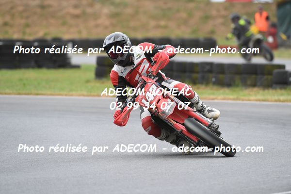 http://v2.adecom-photo.com/images//8.MOTO/2023/10_SUPERMOTARD_LOHEAC_2023/VETERAN_FEMININE/DENOYELLES_Sebastien/41A_0086.JPG