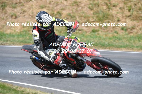 http://v2.adecom-photo.com/images//8.MOTO/2023/10_SUPERMOTARD_LOHEAC_2023/VETERAN_FEMININE/DEROUIN_Nicolas/41A_7819.JPG