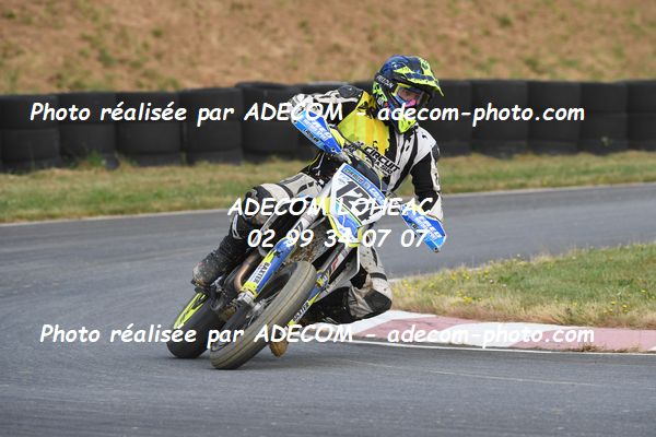 http://v2.adecom-photo.com/images//8.MOTO/2023/10_SUPERMOTARD_LOHEAC_2023/VETERAN_FEMININE/GIRAUD_Rochon/41A_5921.JPG