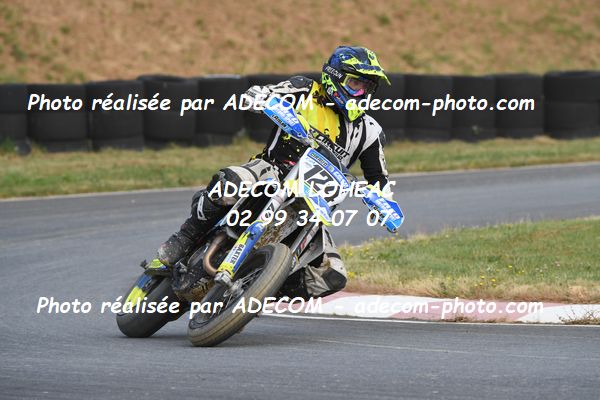 http://v2.adecom-photo.com/images//8.MOTO/2023/10_SUPERMOTARD_LOHEAC_2023/VETERAN_FEMININE/GIRAUD_Rochon/41A_5922.JPG