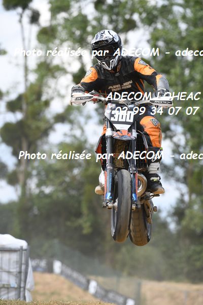 http://v2.adecom-photo.com/images//8.MOTO/2023/10_SUPERMOTARD_LOHEAC_2023/VETERAN_FEMININE/MAZAUD_Francois/41A_1976.JPG