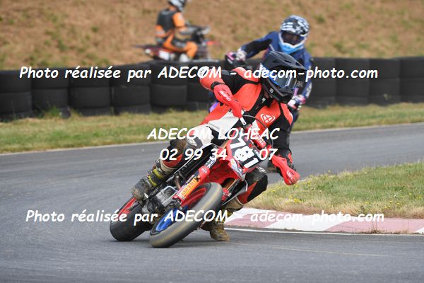 http://v2.adecom-photo.com/images//8.MOTO/2023/10_SUPERMOTARD_LOHEAC_2023/VETERAN_FEMININE/MOUSSON_Mickael/41A_5893.JPG