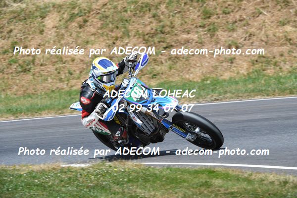 http://v2.adecom-photo.com/images//8.MOTO/2023/10_SUPERMOTARD_LOHEAC_2023/VETERAN_FEMININE/PIERRE_Mickael/41A_7685.JPG