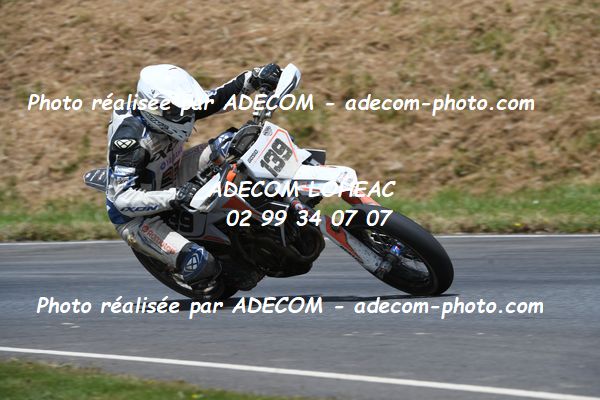 http://v2.adecom-photo.com/images//8.MOTO/2024/SUPERMOTARD_LOHEAC_2024/CHALLENGER/BRESSARD_Antoine/00A_3058.JPG