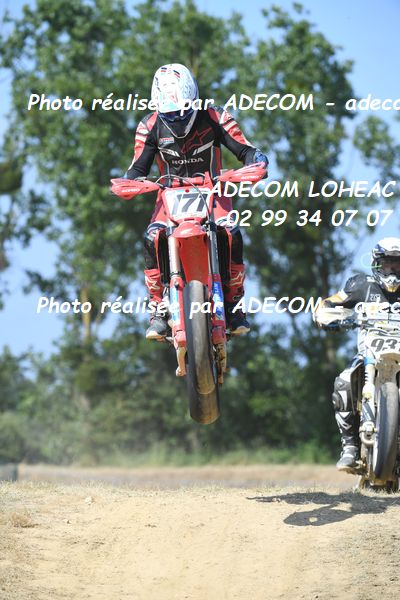 http://v2.adecom-photo.com/images//8.MOTO/2024/SUPERMOTARD_LOHEAC_2024/CHALLENGER/COMBARET_Damien/00A_2474.JPG