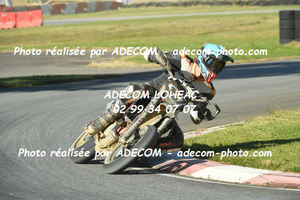 http://v2.adecom-photo.com/images//8.MOTO/2024/SUPERMOTARD_LOHEAC_2024/CHALLENGER/DESCHAMPS_Aurelien/00A_5353.JPG