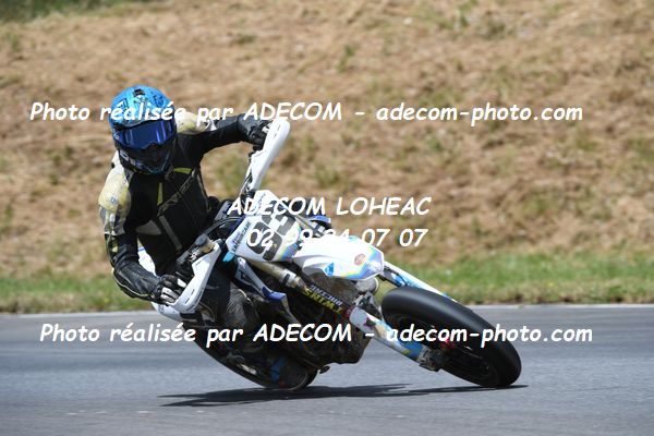 http://v2.adecom-photo.com/images//8.MOTO/2024/SUPERMOTARD_LOHEAC_2024/CHALLENGER/LAFOURCADE_Theo/00A_3342.JPG