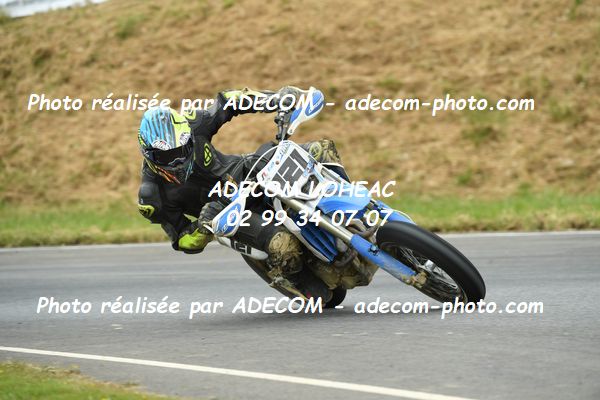 http://v2.adecom-photo.com/images//8.MOTO/2024/SUPERMOTARD_LOHEAC_2024/ELITE_S1/BELLOT_Jordan/00A_4229.JPG