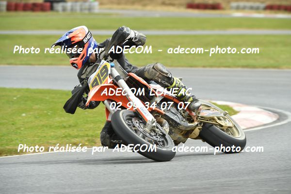 http://v2.adecom-photo.com/images//8.MOTO/2024/SUPERMOTARD_LOHEAC_2024/S3/BOURDIN_Evan/00A_4492.JPG