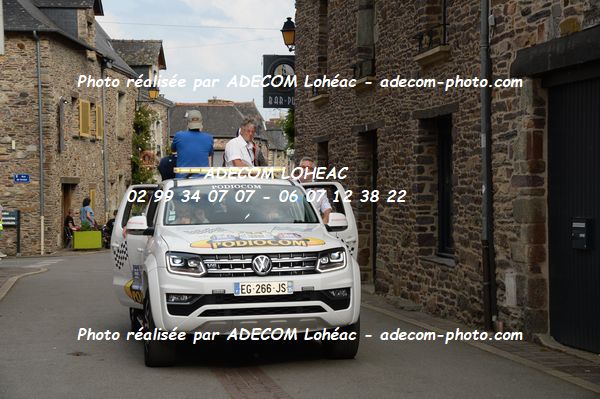 http://v2.adecom-photo.com/images//8.MOTO/2025/9_SUPERMOTARD_LOHEAC_2025/AMBIANCE_DIVERS/54B_9538.JPG