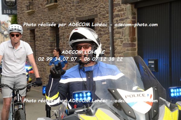 http://v2.adecom-photo.com/images//8.MOTO/2025/9_SUPERMOTARD_LOHEAC_2025/AMBIANCE_DIVERS/54B_9544.JPG