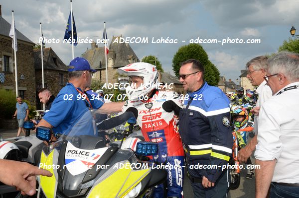 http://v2.adecom-photo.com/images//8.MOTO/2025/9_SUPERMOTARD_LOHEAC_2025/AMBIANCE_DIVERS/54B_9623.JPG