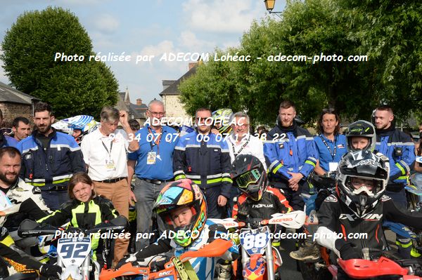 http://v2.adecom-photo.com/images//8.MOTO/2025/9_SUPERMOTARD_LOHEAC_2025/AMBIANCE_DIVERS/54B_9657.JPG