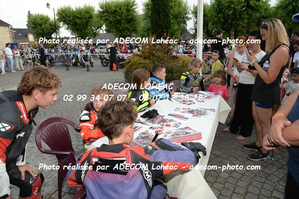 http://v2.adecom-photo.com/images//8.MOTO/2025/9_SUPERMOTARD_LOHEAC_2025/AMBIANCE_DIVERS/54B_9712.JPG