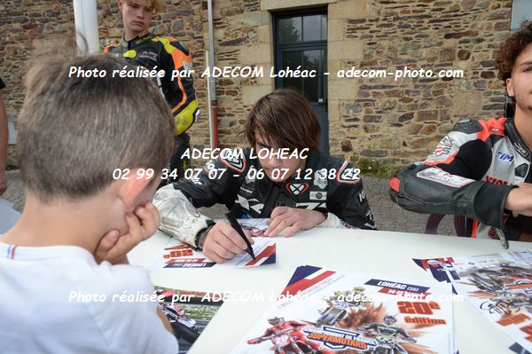 http://v2.adecom-photo.com/images//8.MOTO/2025/9_SUPERMOTARD_LOHEAC_2025/AMBIANCE_DIVERS/54B_9717.JPG