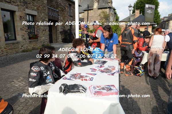 http://v2.adecom-photo.com/images//8.MOTO/2025/9_SUPERMOTARD_LOHEAC_2025/AMBIANCE_DIVERS/54B_9728.JPG
