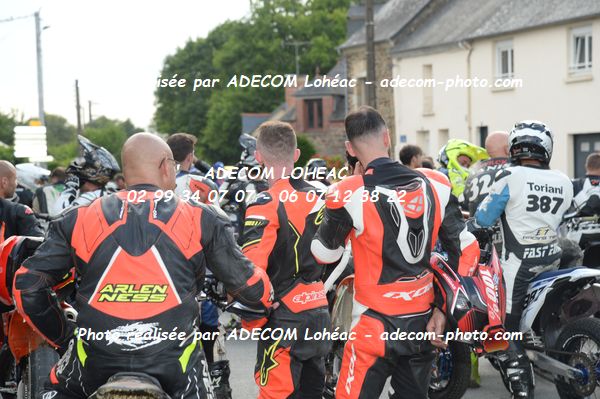 http://v2.adecom-photo.com/images//8.MOTO/2025/9_SUPERMOTARD_LOHEAC_2025/AMBIANCE_DIVERS/54B_9767.JPG
