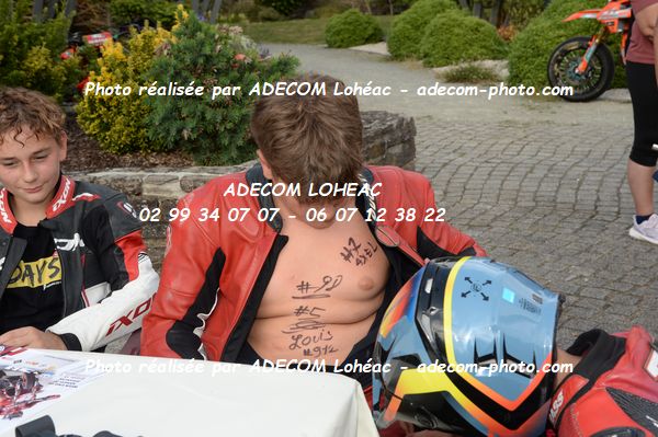 http://v2.adecom-photo.com/images//8.MOTO/2025/9_SUPERMOTARD_LOHEAC_2025/AMBIANCE_DIVERS/54B_9771.JPG