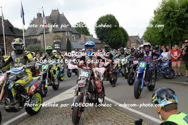 http://v2.adecom-photo.com/images//8.MOTO/2025/9_SUPERMOTARD_LOHEAC_2025/AMBIANCE_DIVERS/54B_9795.JPG