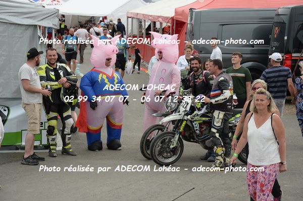 http://v2.adecom-photo.com/images//8.MOTO/2025/9_SUPERMOTARD_LOHEAC_2025/AMBIANCE_DIVERS/54B_9876.JPG