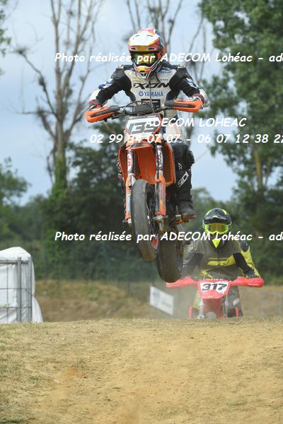 http://v2.adecom-photo.com/images//8.MOTO/2025/9_SUPERMOTARD_LOHEAC_2025/CHALLENGER/BRESARD_Antoine/54A_0972.JPG