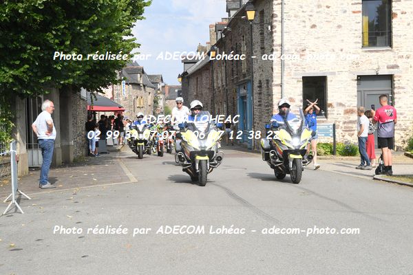 http://v2.adecom-photo.com/images//8.MOTO/2025/9_SUPERMOTARD_LOHEAC_2025/LA_PARADE/54A_0693.JPG
