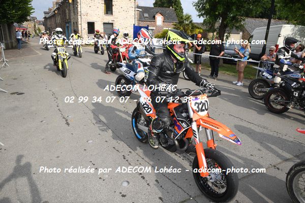 http://v2.adecom-photo.com/images//8.MOTO/2025/9_SUPERMOTARD_LOHEAC_2025/LA_PARADE/54A_0713.JPG