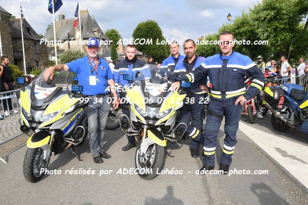 http://v2.adecom-photo.com/images//8.MOTO/2025/9_SUPERMOTARD_LOHEAC_2025/LA_PARADE/54A_0730.JPG