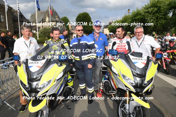 http://v2.adecom-photo.com/images//8.MOTO/2025/9_SUPERMOTARD_LOHEAC_2025/LA_PARADE/54A_0738.JPG