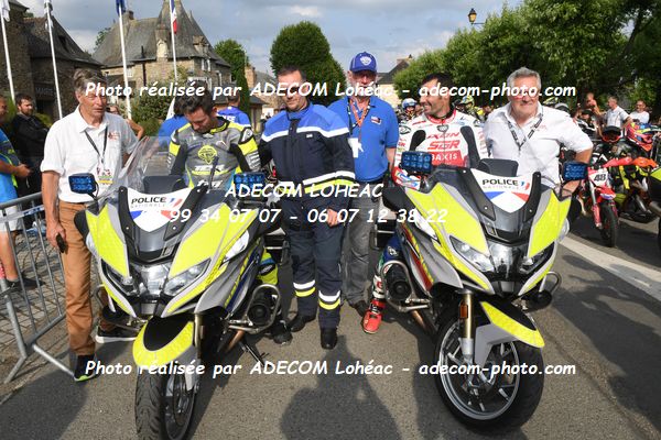 http://v2.adecom-photo.com/images//8.MOTO/2025/9_SUPERMOTARD_LOHEAC_2025/LA_PARADE/54A_0747.JPG